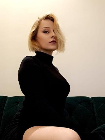 Флора Высокая Брюнетка фото 2